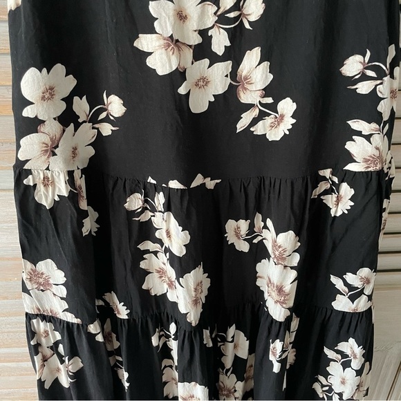 Brandy MELVILLE jada dress floral flowy adjustable straps and low back size: OS - Picture 4 of 6